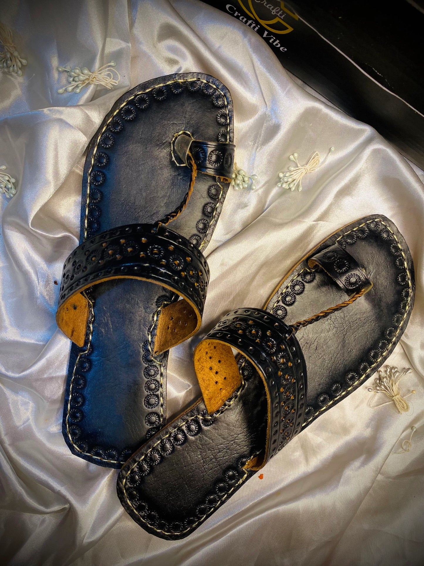 Meher-e-Noir — Black