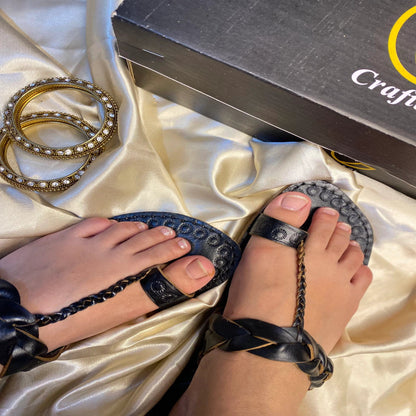 Meher-e-Siyah — Black