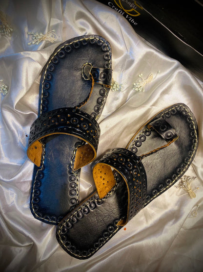 Meher-e-Noir — Black