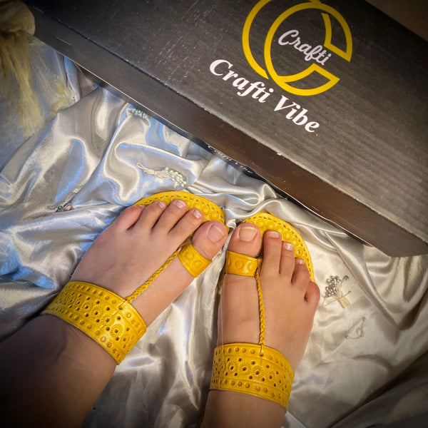 Meher-e-Zard — Yellow