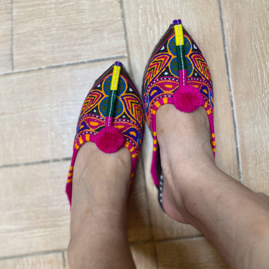 Ladies Embroidery Slipper